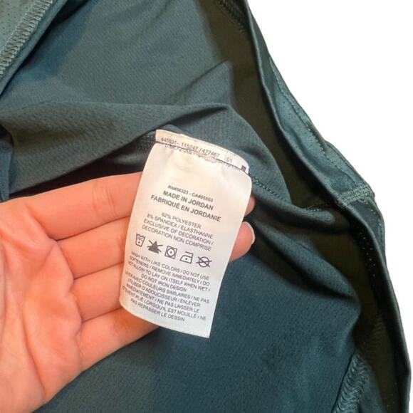 Nike Ready Dri-FIT Short-Sleeve Fitness Top Colour: Deep Jungle/Black Size L - Picture 11 of 14